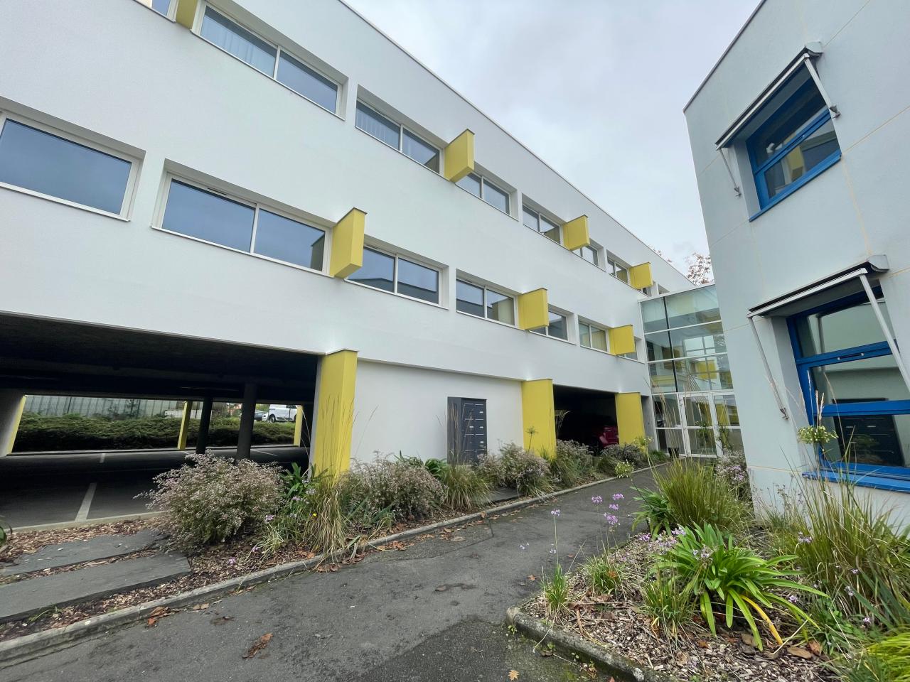 Bureau Bouguenais 500m² Location bureau Bouguenais Loire-Atlantique OLBUR2424089 10